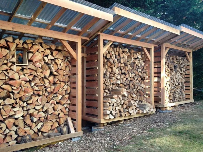 Строительство сарая для дров